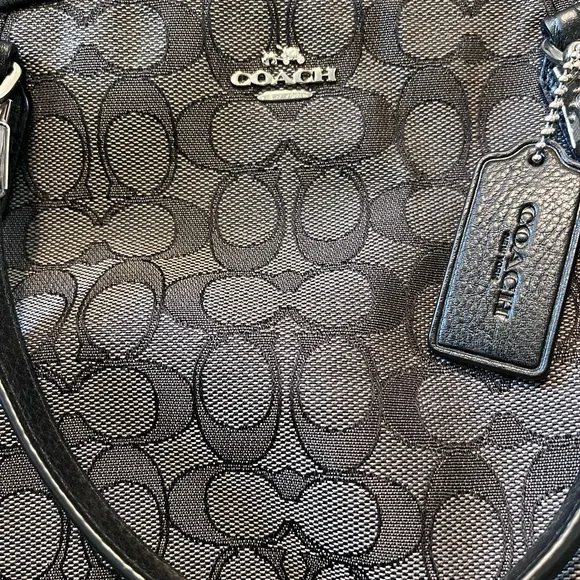 Coach Signature C Purse - Picture 2 of 6
